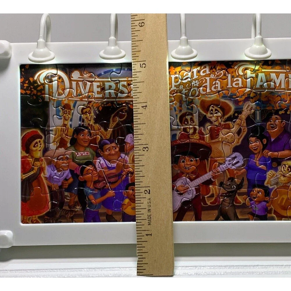 Disney Pixar Coco Light-Up Billboard Mini Puzzle Jigsaw 50 pieces Lights Work!